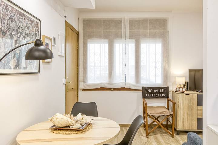 Ganze Wohnung, Apartment 'La Pau De Portbou 2' mit Balkon, Wlan und Klimaanlage in Portbou, Oberampurien