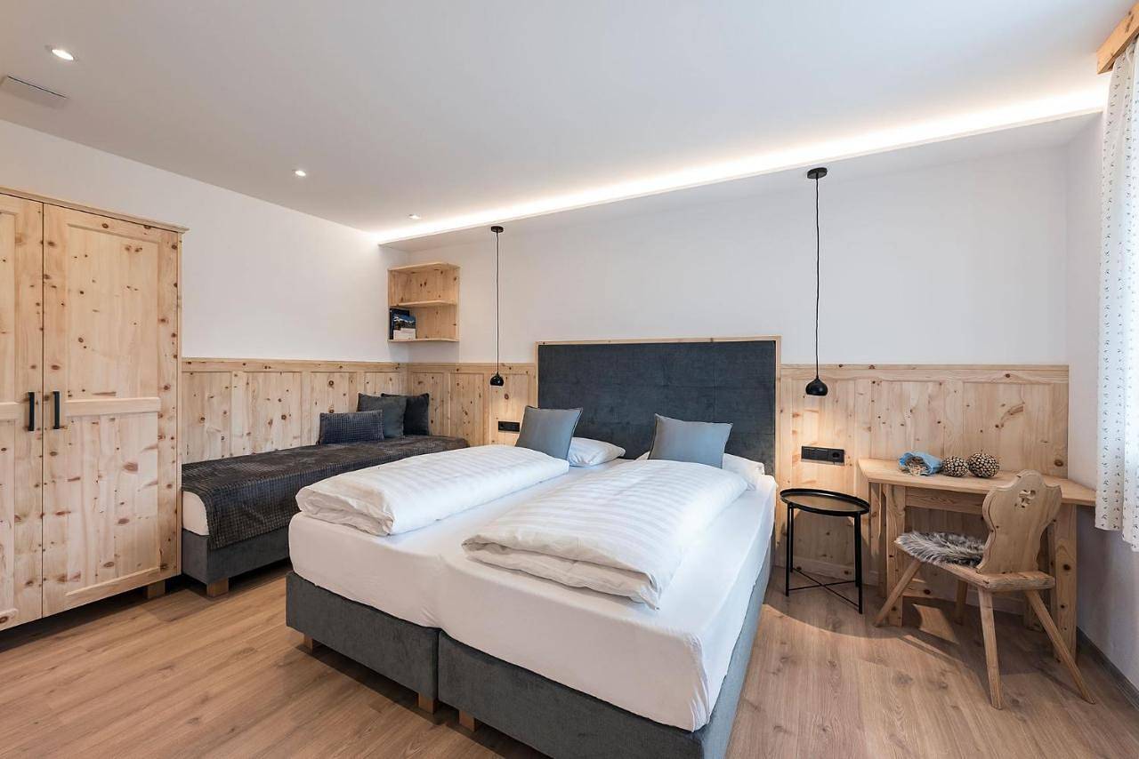 Ganze Wohnung, Hauserhof Farmhouse with Dolomite View in Villanders, Sarntaler Alpen