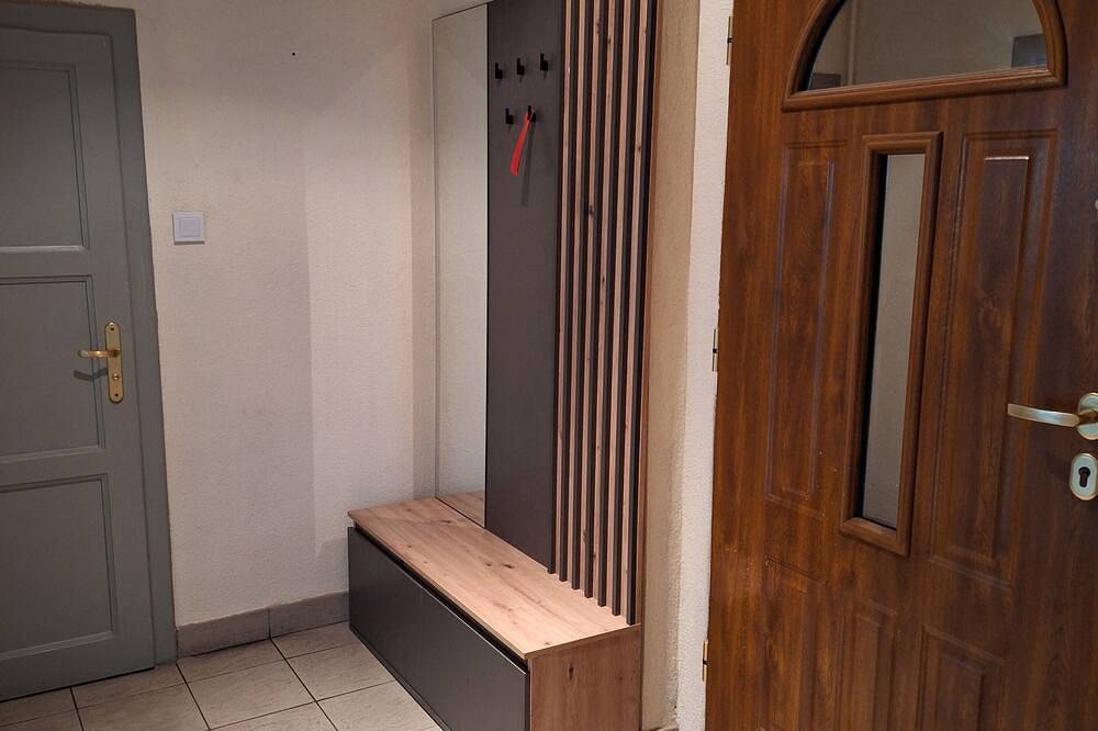 Ganze Wohnung, Cozy 1-bedroom apartment in charming Chorzów close to Katowice city centre in Chorzów, Schlesien