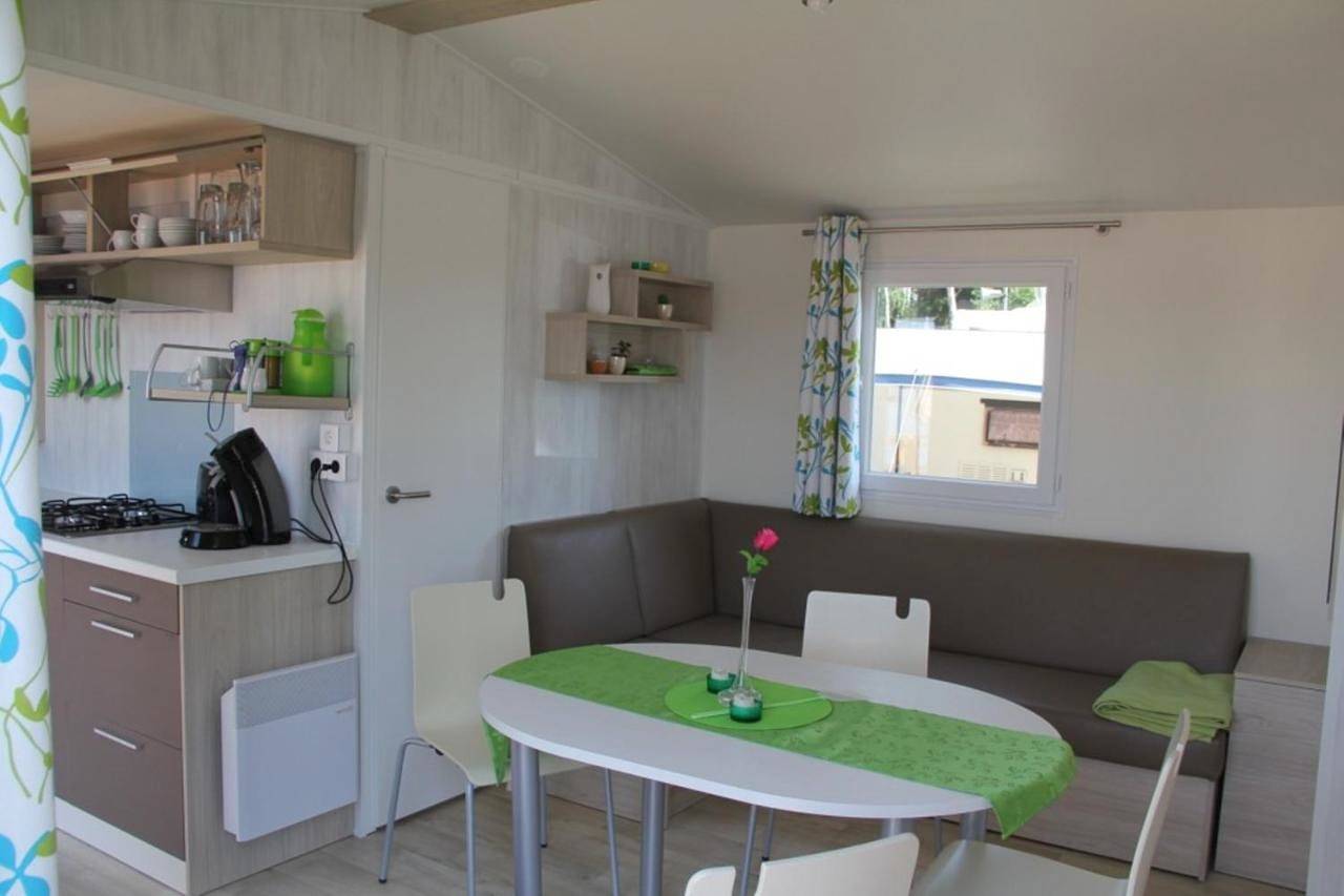 Bungalow - Water Front in Neubäu, Roding