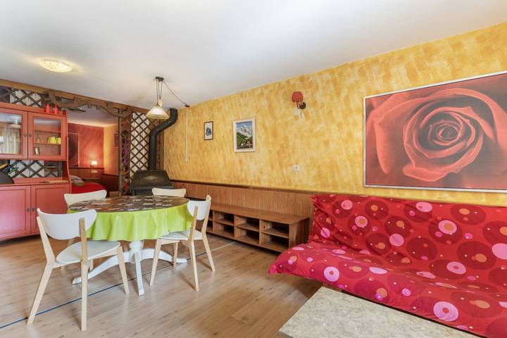 Appartement entier, Appartement « Zentralclub La Osera » : vue montagne, terrasse et jardin partagés in Somiedo, Chaîne Cantabrique