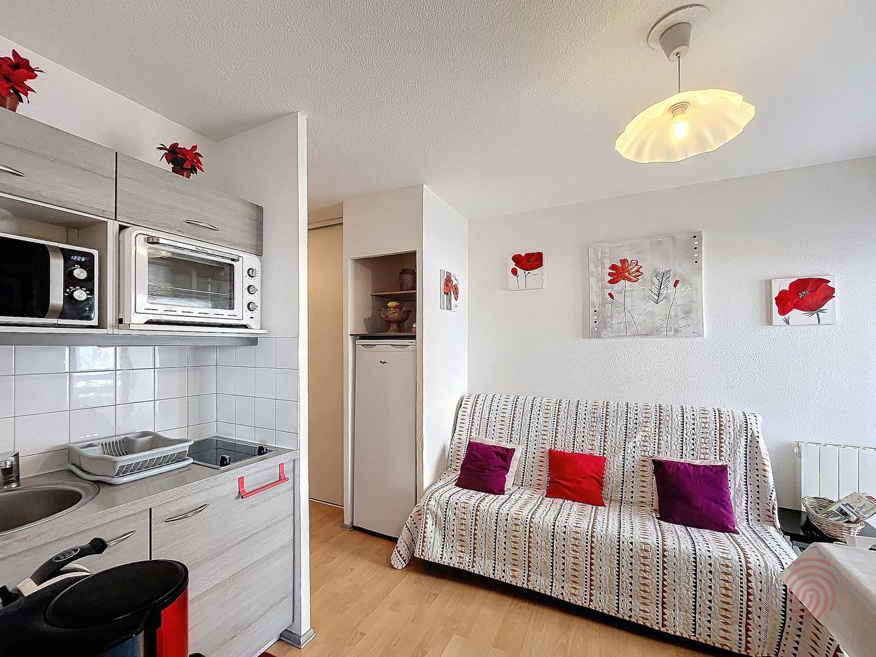Appartement entier, Joli F2 avec balcon, animaux acceptés in Lamalou-les-Bains, Région de Béziers
