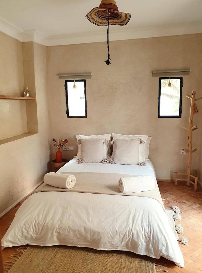 Maison d’hôte pour 2 personnes, avec piscine et jardin ainsi que vue et terrasse dans Ghazoua - 3