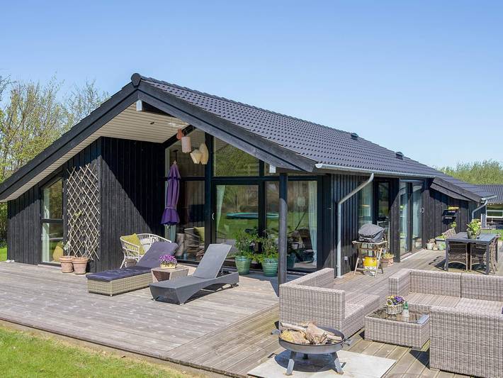 Ferieudlejning for 6 personer, med Terrasse og Sauna i Havnsø