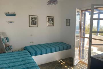 Villa for 8 People in Paros Regional Unit, Photo 1