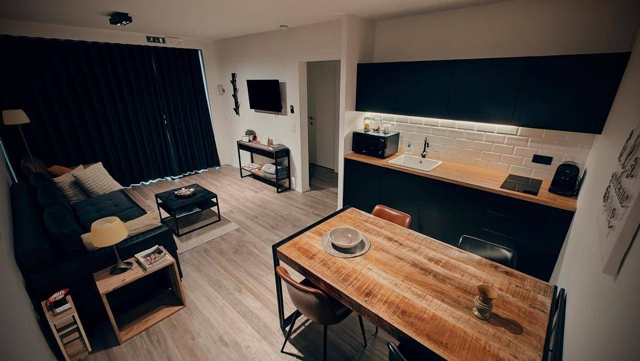 Deluxe Apartment in Uikhoven, Maasmechelen