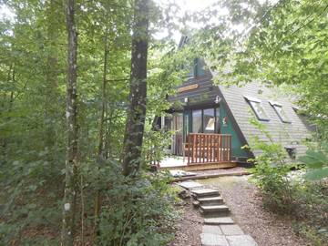 Maison de campagne pour 5 personnes, avec piscine ainsi que vue et terrasse, adapté aux familles dans Petite Somme