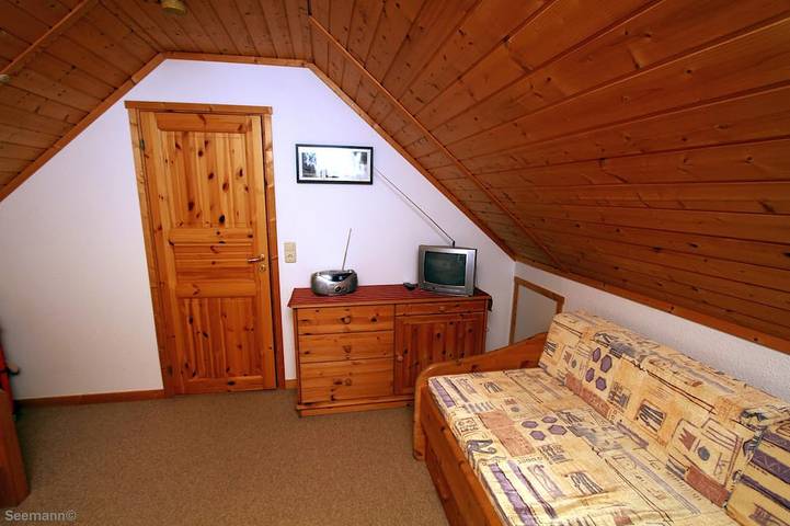 Komfortables voll ausgestattetes  Ferienhaus mit Sauna - 2 Min. Fußweg zum See in Krakow am See, Mecklenburgische Seenplatte