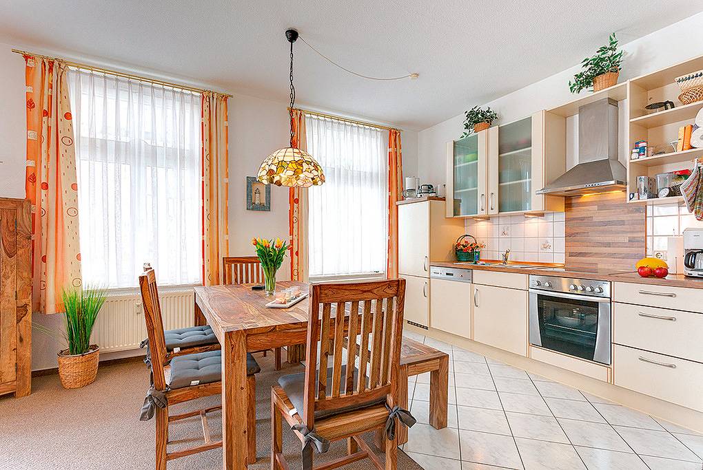 Appartement de vacances entier, Appartement de vacances pour 6 personnes avec balcon in Göhren, Région de Rügen