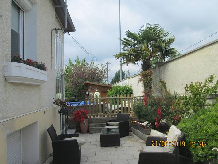 Chambre d’hôte pour 2 personnes, avec piscine et jardin, animaux acceptés dans Rhône - 3