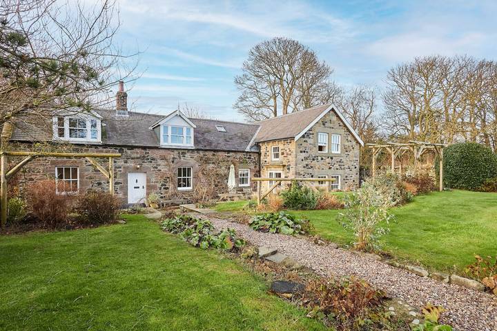Holiday rental for 10 people, with garden, with pets in Northumberland Coast