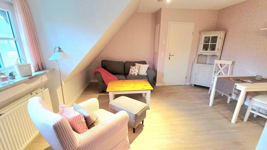 Ganze Ferienwohnung, Landhaus Rosenhof Wohnung 5 in Wyk auf Föhr (Stadt), Wyk auf Föhr