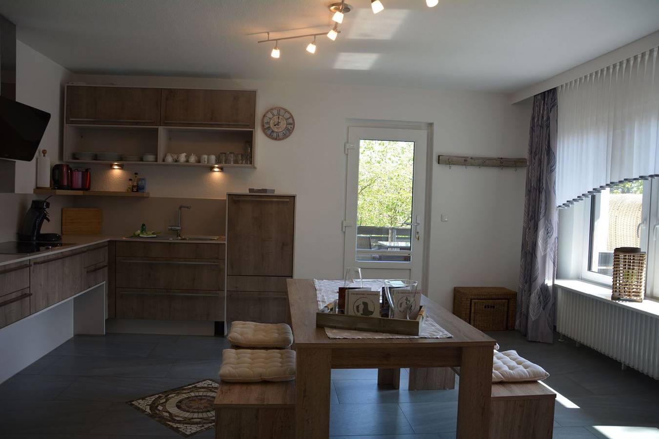 Ganze Wohnung, Ferienwohnung mit Terrasse/Strandkorb am Dünenrand in Wittdün, Amrum