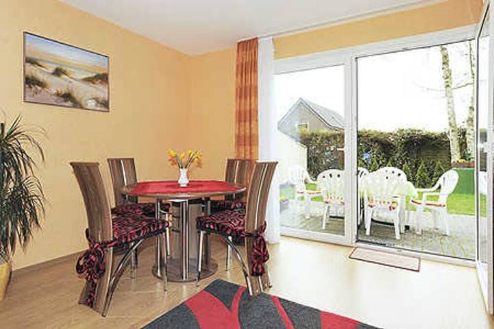 Ganze Wohnung, Ferienwohnung Luna - Haus Maris in Bensersiel in Bensersiel, Esens