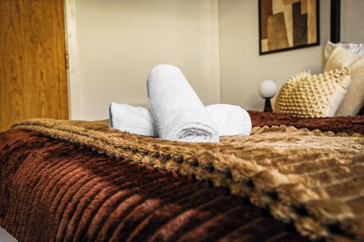 Ganze Wohnung, Cozy City Centre Retreat 5 Min Walk To All Amenities! in Bradford, Westliches Yorkshire