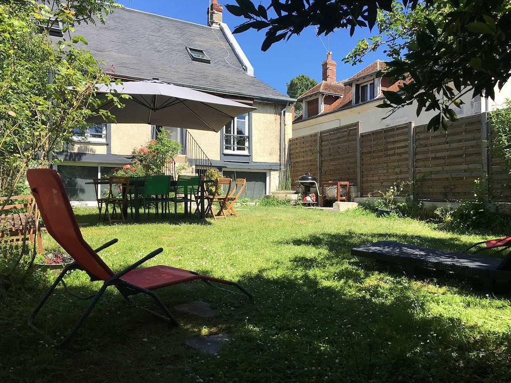 Gîte - 4 chambres - 4 Sdb - 9 personnes près du Zoo de Beauval in Saint-Aignan, Région de Romorantin-Lanthenay