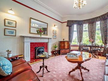 Holiday Rental for 17 People in Kirn, Dunoon, Photo 4
