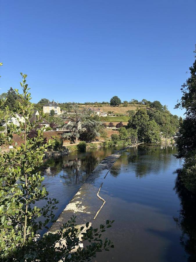 Gîte pour 8 personnes, avec Balcon ainsi que Terrasse et Vue à Pont-d'Ouilly - 4