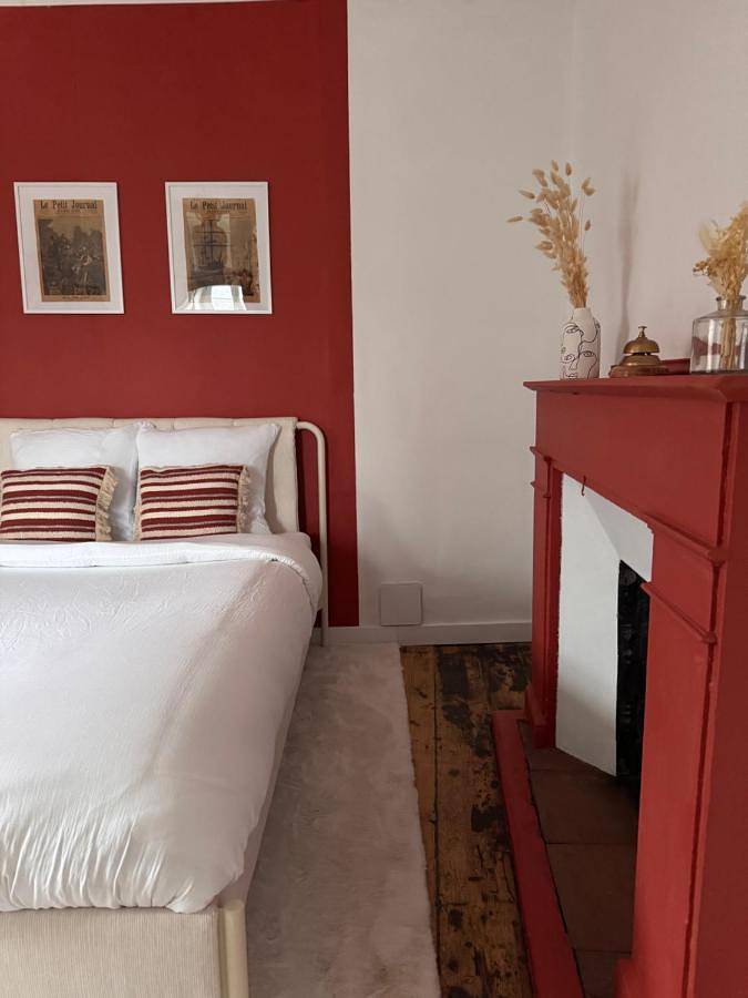 Double Room with Private Bathroom in Pontrieux, Région de Guingamp