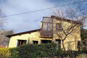 Gîte pour 3 personnes, avec jardin et terrasse à Tarascon-sur-Ariège