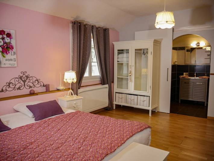 Clos de la Gourmandière - Chambre Gayole in Saint-Lothain, Jura