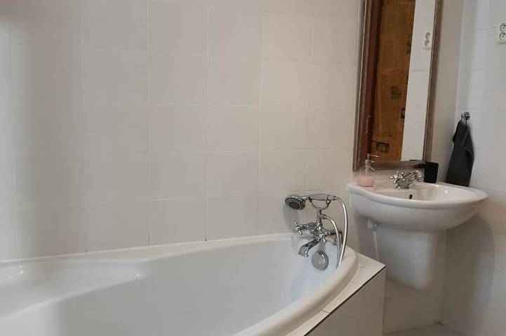 Ferienwohnung für 6 Personen, mit Whirlpool und Terrasse in Bratislava - 3