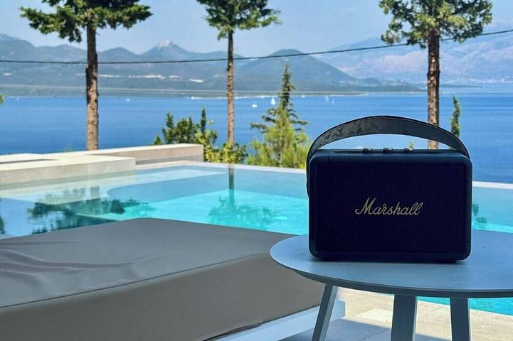 Villa pour 6 personnes, avec balcon et jardin dans Alexandros