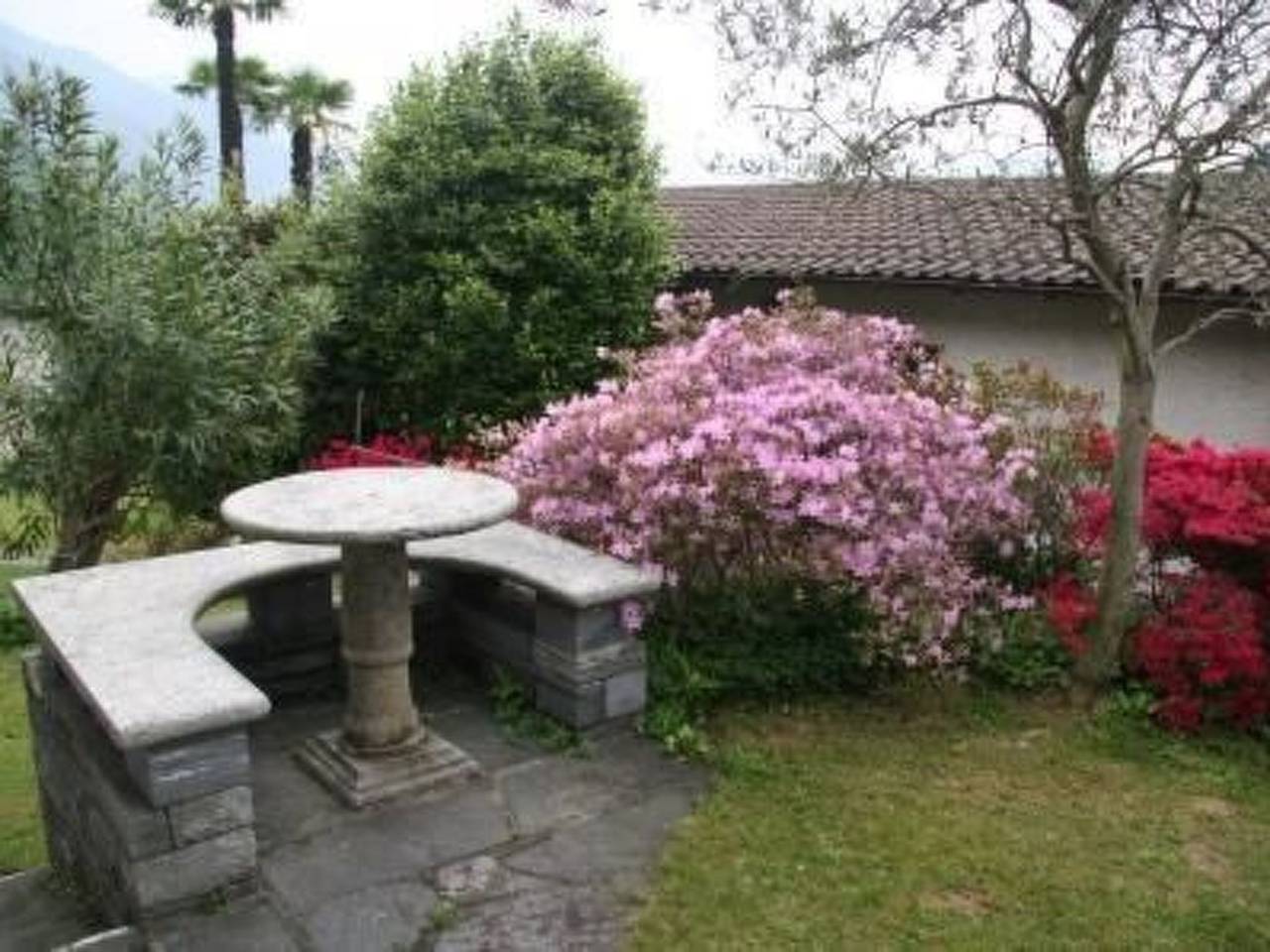 Ökohaus A, Schwimmbad, Garten und Ruhe in Minusio, Ticino Alpen en Verbano