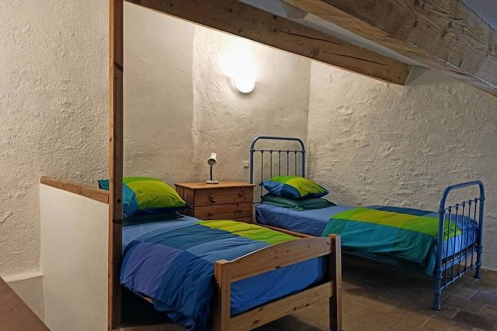 Location de vacances pour 6 personnes, avec terrasse, animaux acceptés à Cesseras - 4