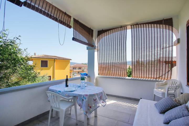 Location de vacances pour 5 personnes, avec jardin à Budoni