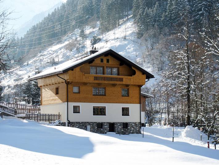 Ferienwohnung für 5 Personen, mit Balkon und Garten in Ginzling