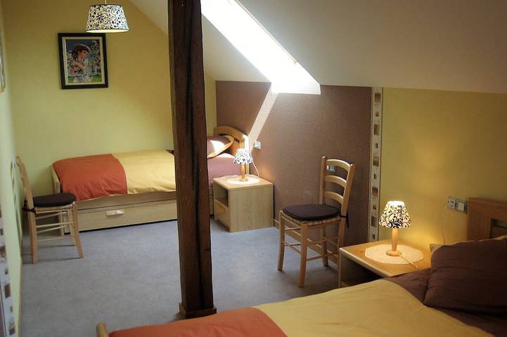 Appartement entier, Nouvelle maison dans la belle Alsace. Au bord de la forêt et en pleine nature in Schœnbourg, Région de Saverne