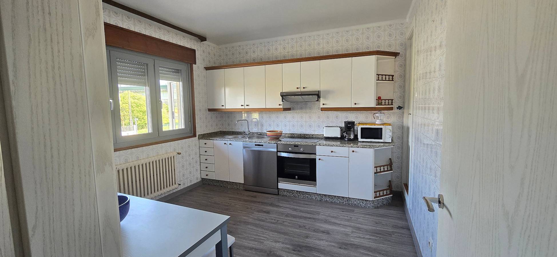 Casa 'Aceñas' con vistas a la montaña, piscina compartida y Wi-Fi in El Rosal, Provincia de Pontevedra