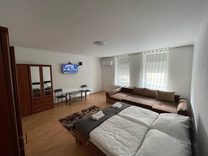 Apartament wakacyjny dla 4 osób, z taras i ogród w Miszkolc