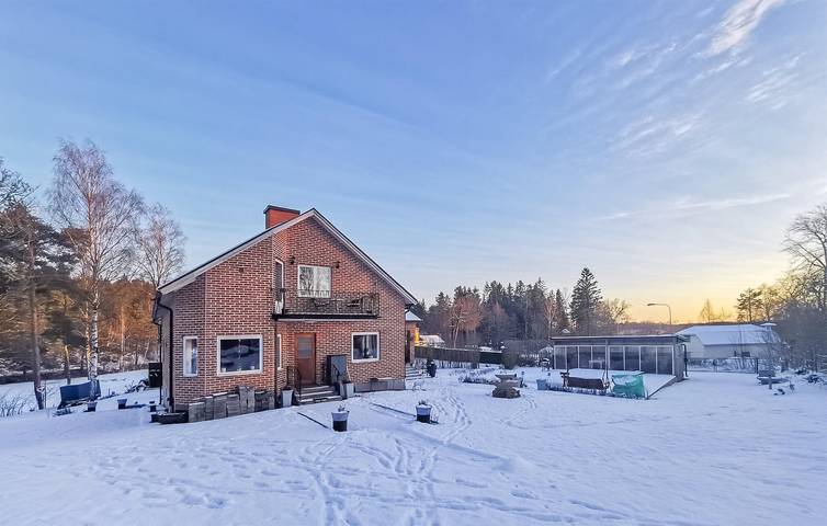 Ferienhaus für 10 Personen mit Garten in Finspang, Östergötland
