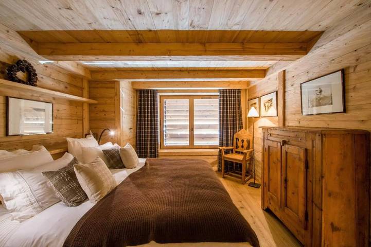 Maison de campagne pour 12 personnes, avec jacuzzi et sauna ainsi que balcon et piscine