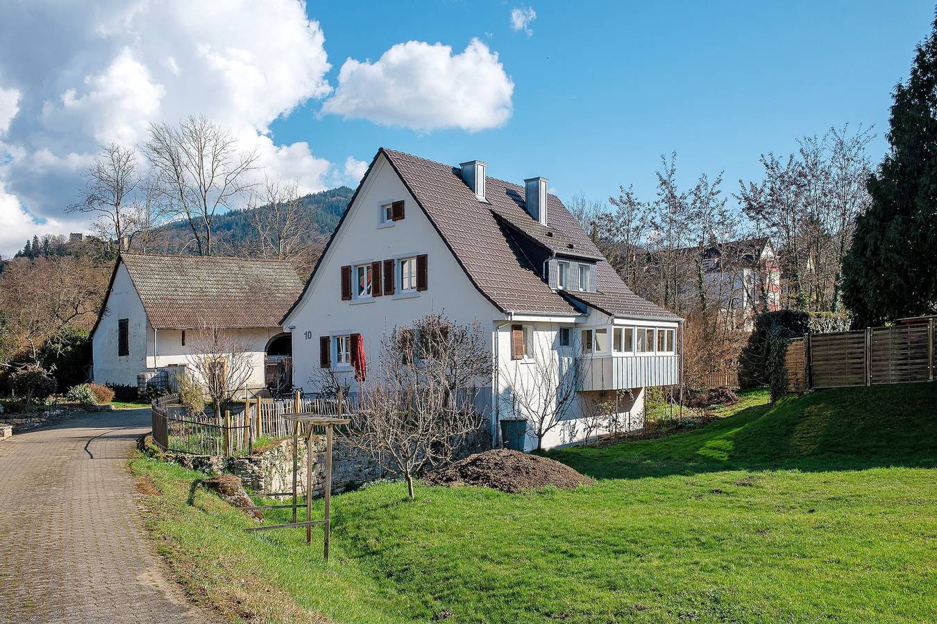 Ganze Wohnung, Apartment 'Ritter' mit privatem Garten und Wlan in Müllheim, Südschwarzwald
