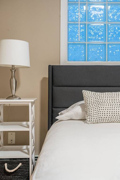 Ganze Wohnung, Roomy 3-Bed Downtown, Ac, Heated Underground Parking, Near Saddledome & Stampede in Calgary, Kanadische Rocky Mountains