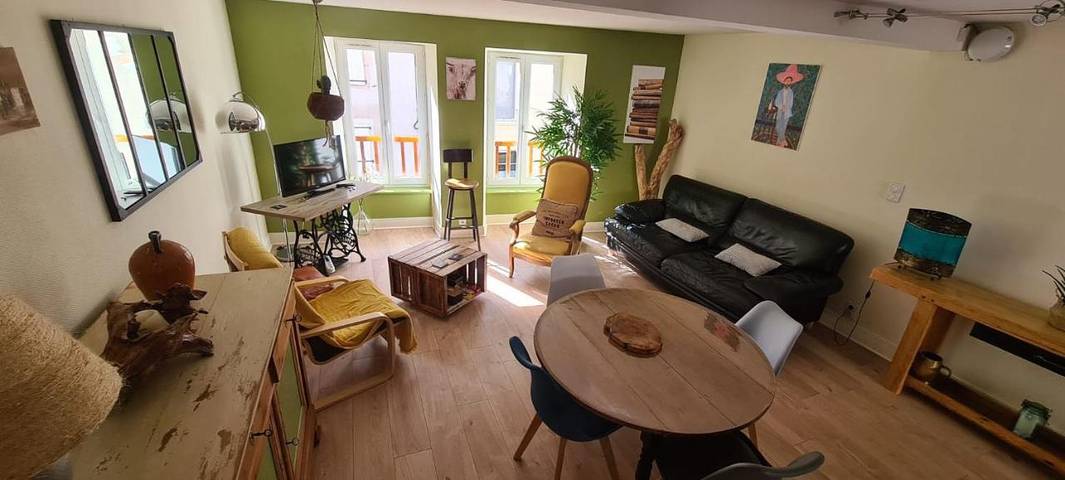 Location de vacances pour 4 personnes, avec Terrasse à Pleaux