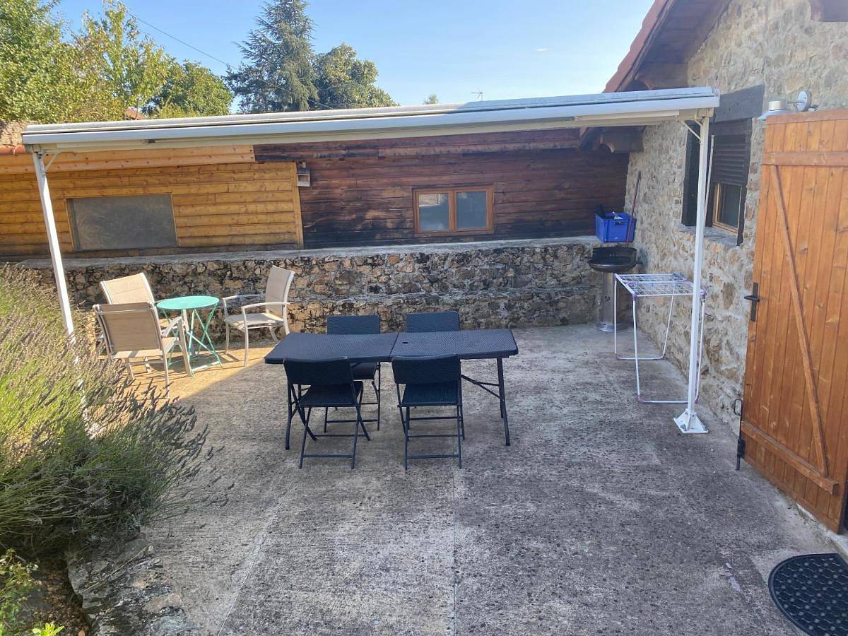 One-Bedroom House in Saint-Victor-sur-Loire, Saint-Étienne