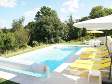 Maison De Vacances pour 6 Personnes dans Sussac, Massif central, Photo 1