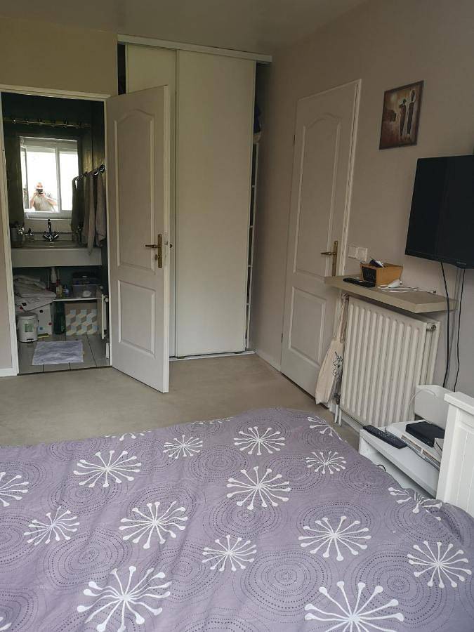 Appartement de vacances entier, Double Room in Vauréal (Val-d'Oise), Val-d'Oise