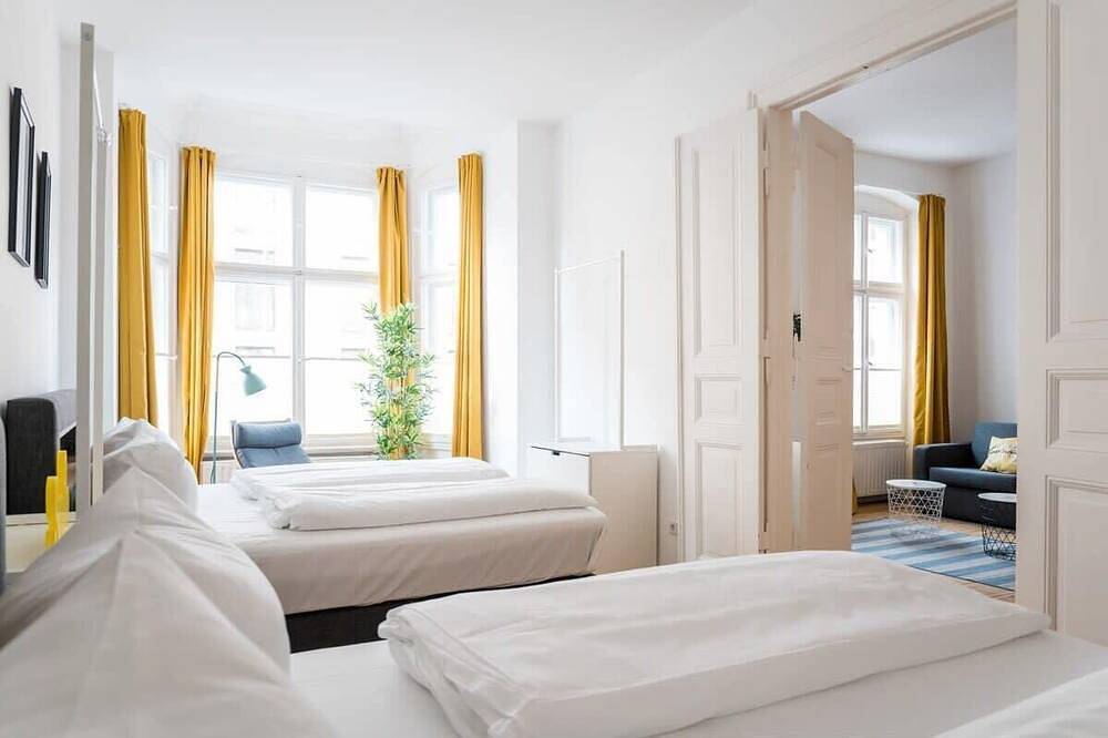 Entire apartment, Apartment at Rosenthaler Platz in Mitte Berlin, Berlin