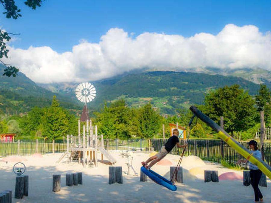 Camping Les Iles - Mobilhome 4 personas - Estándar 27m² - 2 habitaciones + Tv + Terraza in Passy, Pays du Mont-Blanc