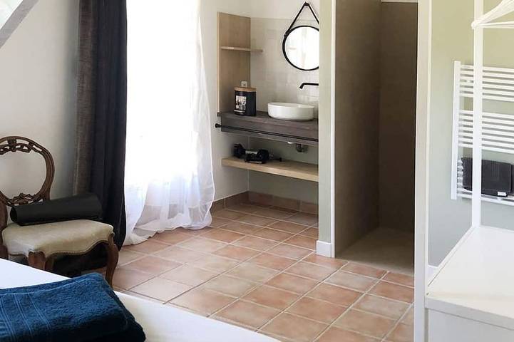 Location de vacances pour 17 personnes, avec jardin et terrasse à Saint-Félix-de-Bourdeilles - 4