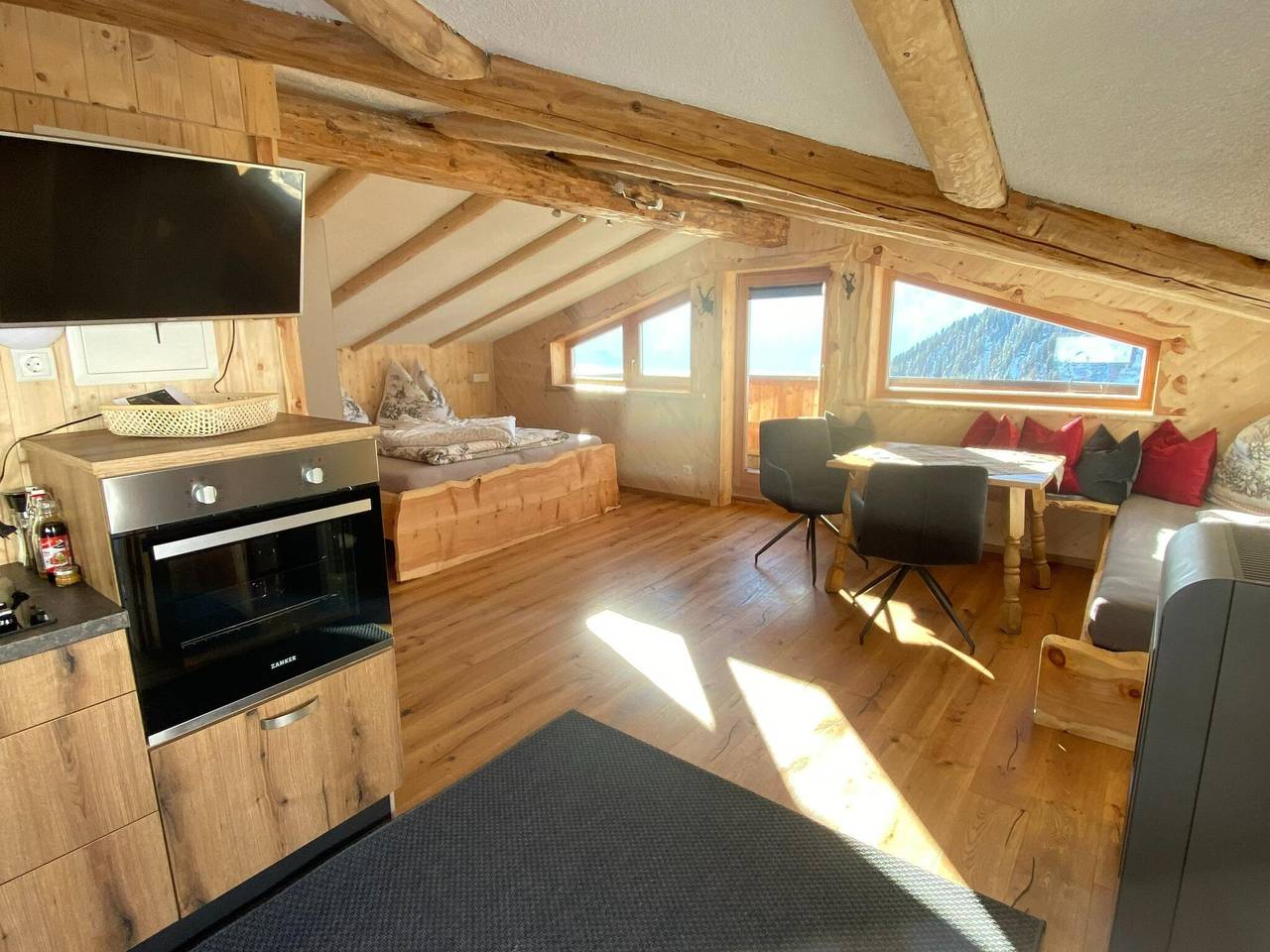 Geheel appartement, Chalet in Zillertal bij Hochzillertal Skiën in Tux Alps, Zellberg