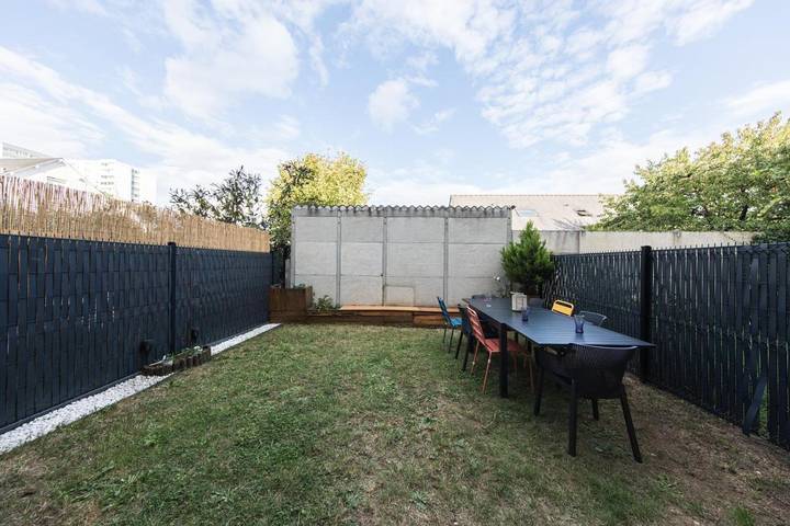 Gîte pour 8 personnes, avec terrasse, animaux acceptés à Saint-Pierre-des-Corps - 3