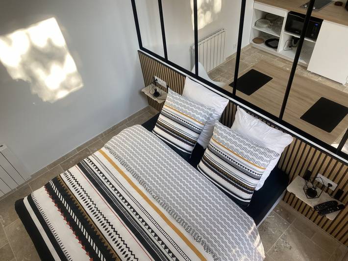 Gîte pour 2 personnes, avec terrasse à Saint-Quentin-en-Tourmont - 4