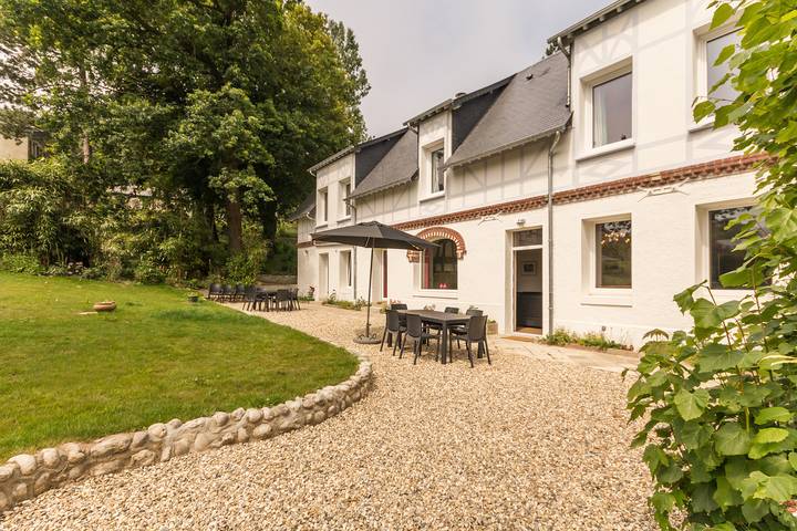 Gîte pour 12 personnes, avec Terrasse ainsi que Jardin et Vue à Saint-Pierre-en-Port