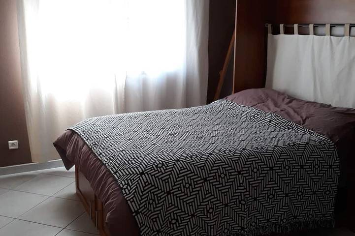 Location de vacances pour 6 personnes, avec jardin à Saint-Estève - 2